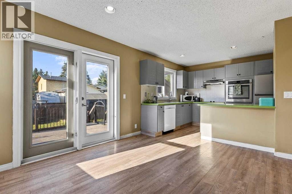 34 Elk Hill SE — photo 17
