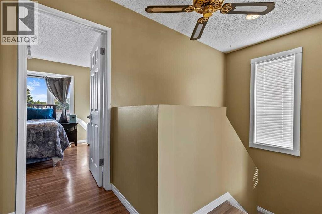 34 Elk Hill SE — photo 18