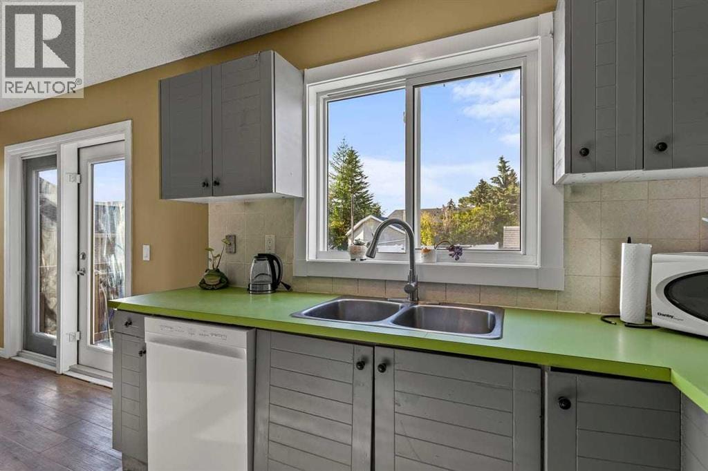 34 Elk Hill SE — photo 13