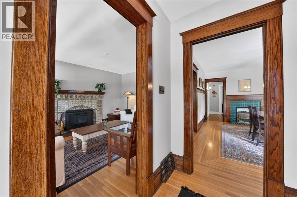 3818 Elbow Drive SW — photo 10
