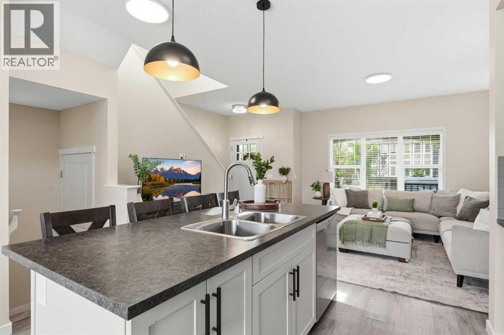 591 Mahogany Boulevard SE — photo 9