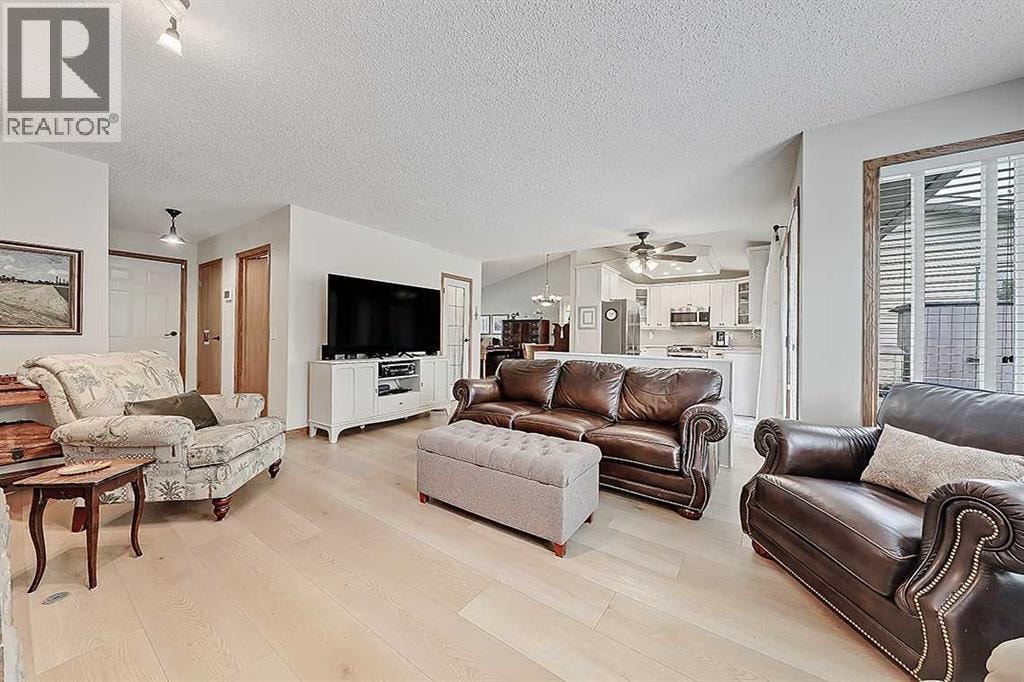 42 Sundown Close SE — photo 20
