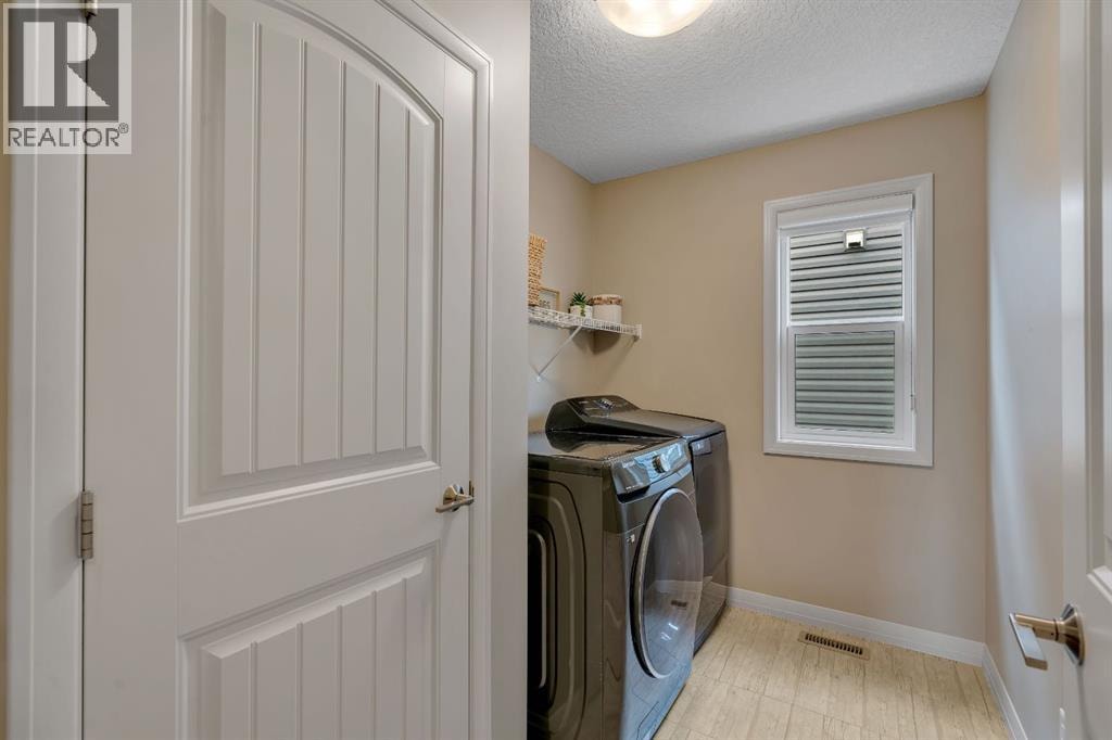 369 CLYDESDALE Way — photo 33