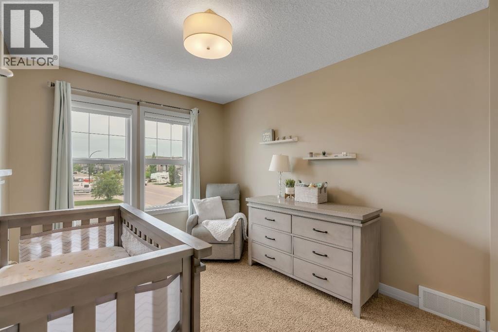 369 CLYDESDALE Way — photo 37