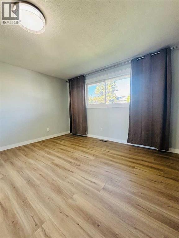 1672 Marlyn Way NE — photo 10