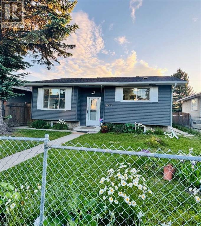 1672 Marlyn Way NE — photo 2