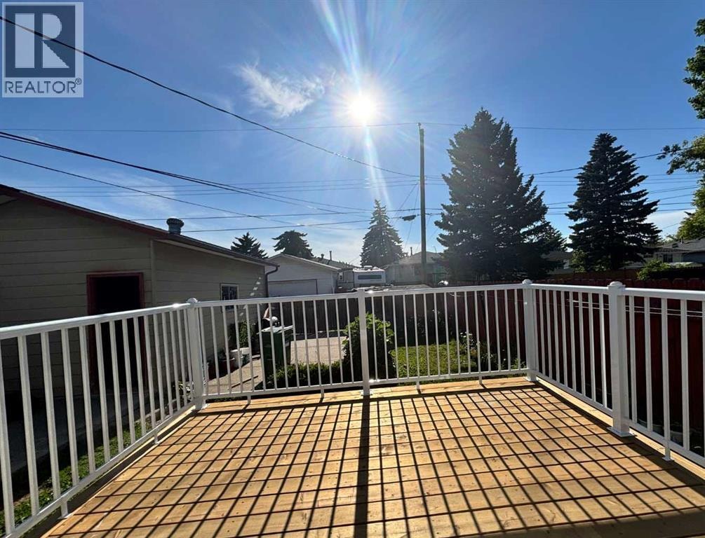 1672 Marlyn Way NE — photo 22