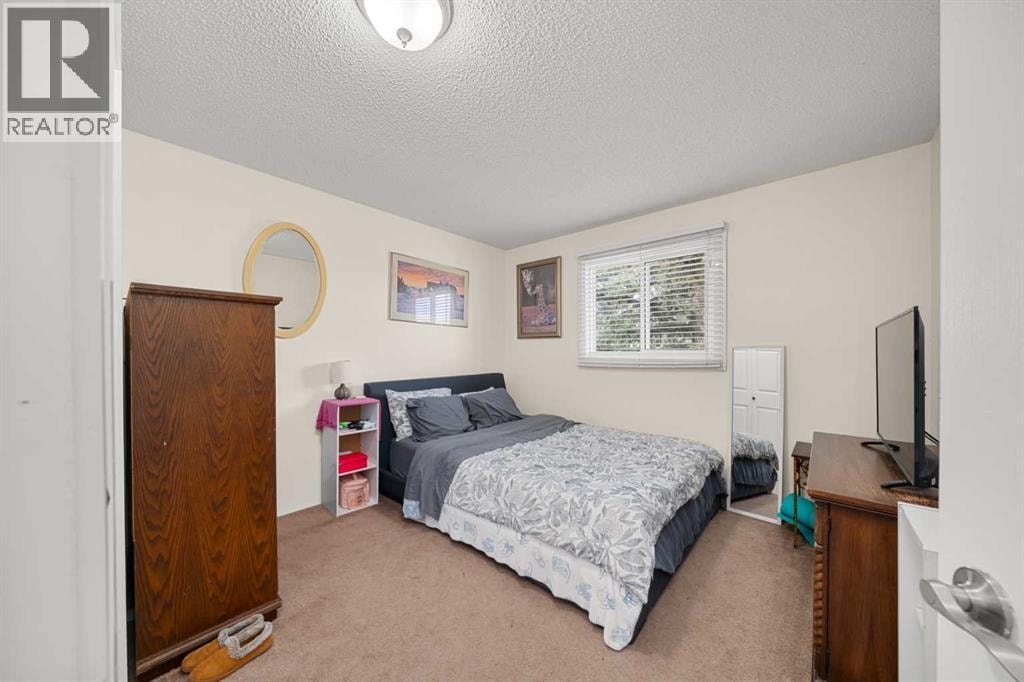 75 Bedford Drive NE — photo 9