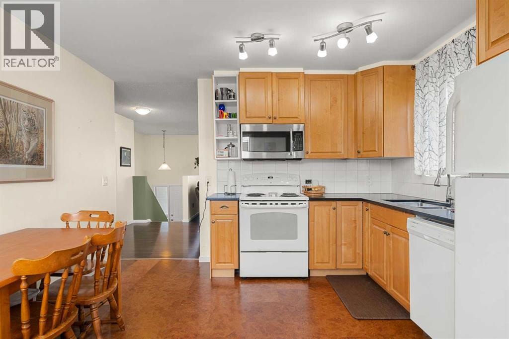 75 Bedford Drive NE — photo 7