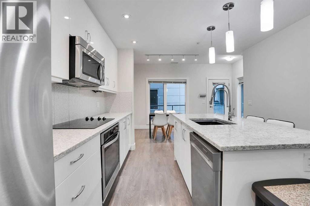 207, 20 Brentwood Common NW — photo 15