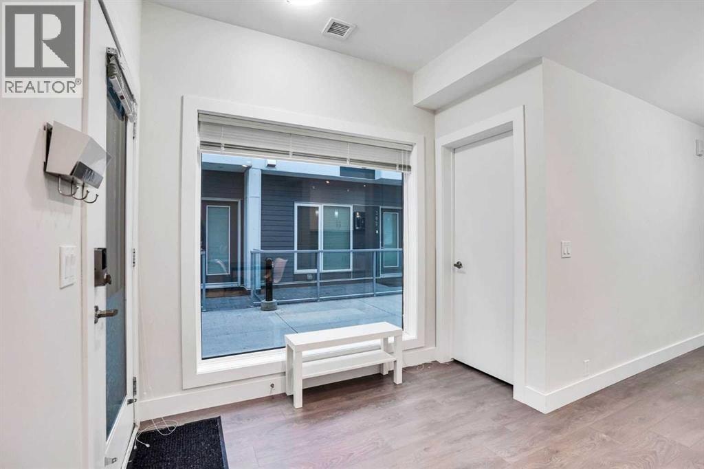 207, 20 Brentwood Common NW — photo 16