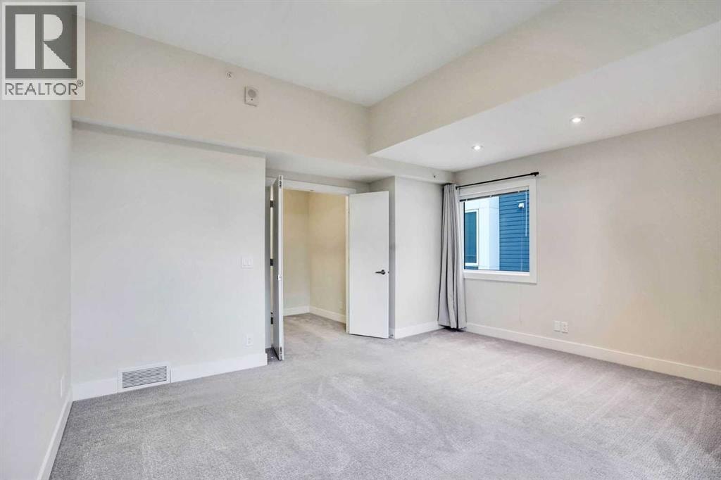 207, 20 Brentwood Common NW — photo 28