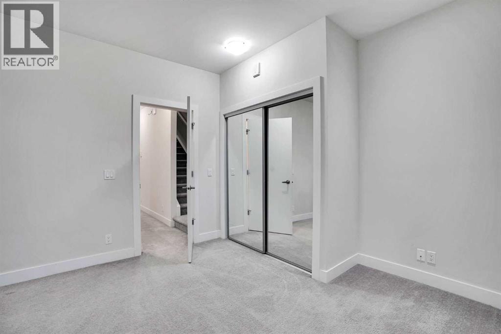 207, 20 Brentwood Common NW — photo 32