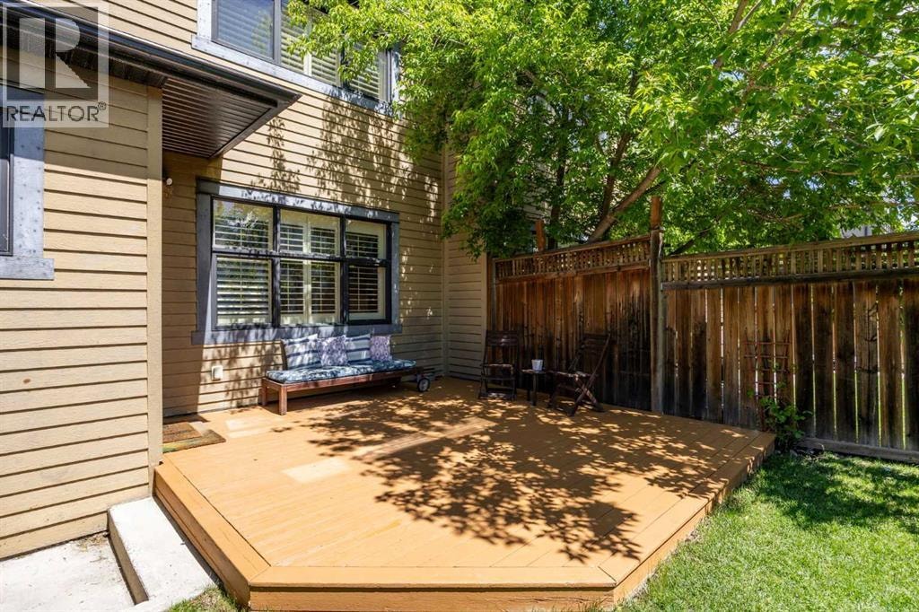211 32 Avenue NW — photo 45