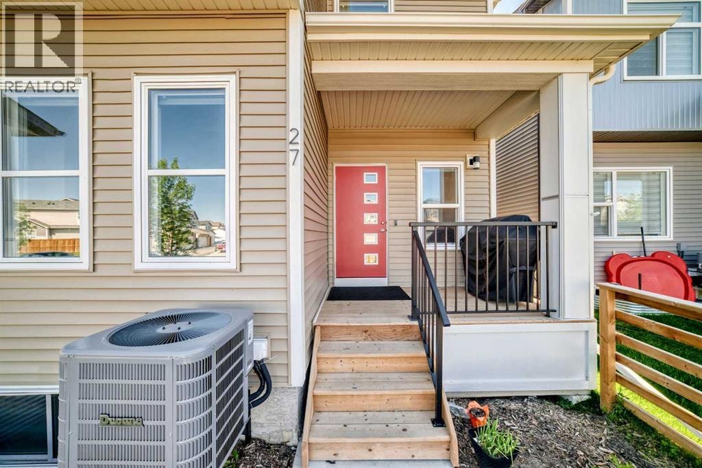 27 Belvedere Point SE — photo 7