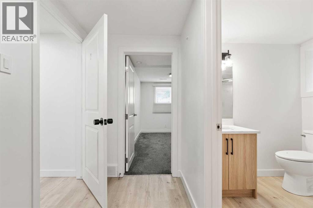 424 Penbrooke Crescent SE — photo 35