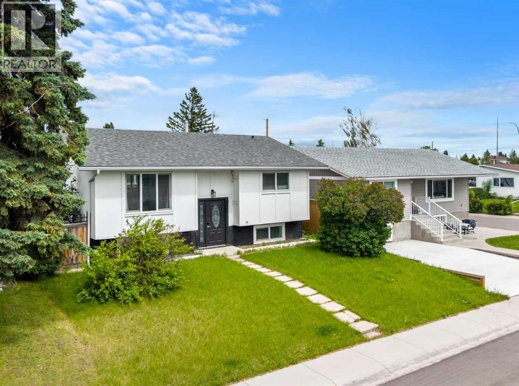 424 Penbrooke Crescent SE — photo 43