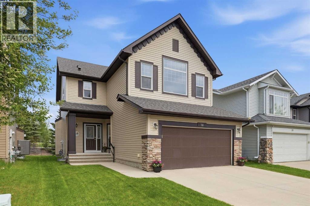 18 Drake Landing Crescent — photo 2