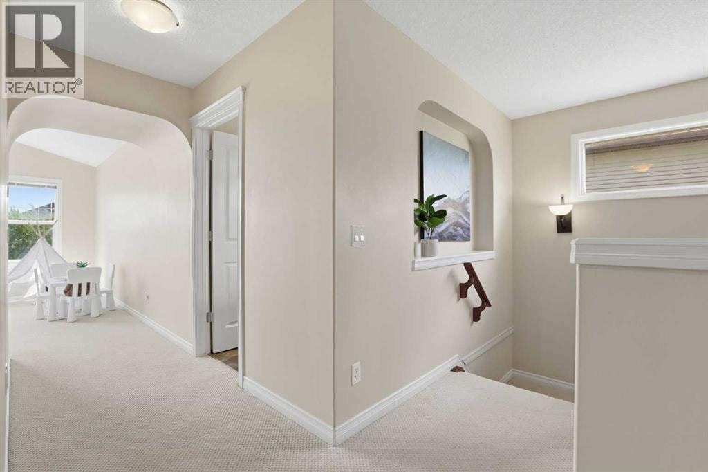 18 Drake Landing Crescent — photo 14