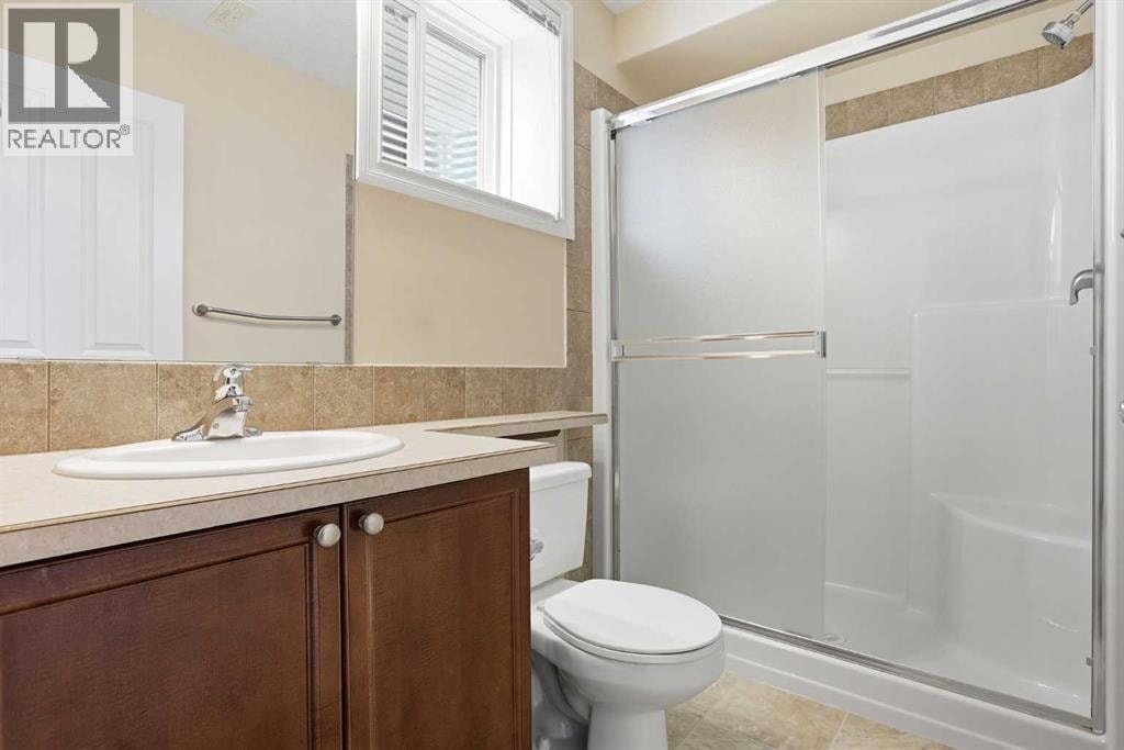 18 Drake Landing Crescent — photo 30