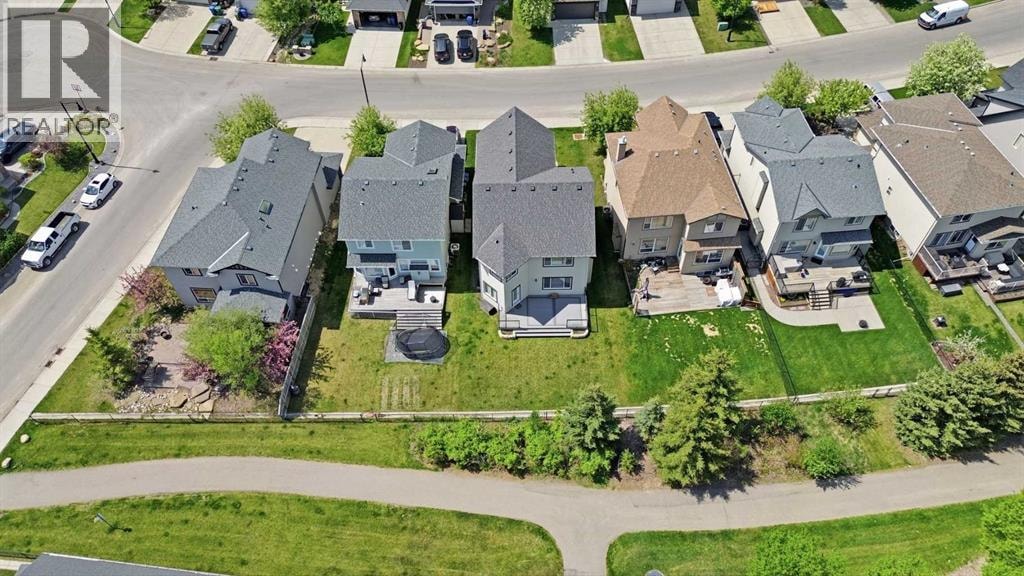 18 Drake Landing Crescent — photo 46