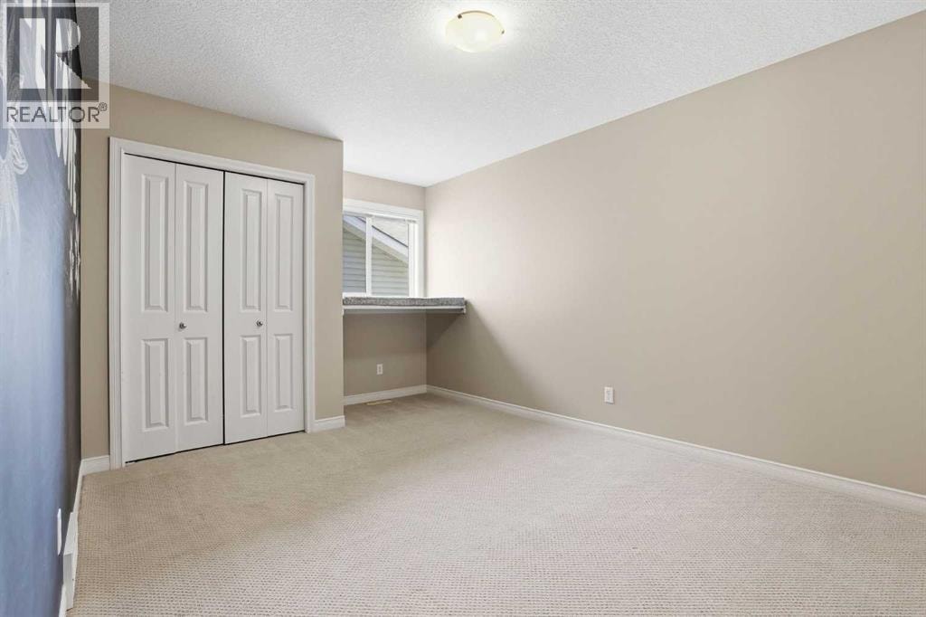 18 Drake Landing Crescent — photo 24