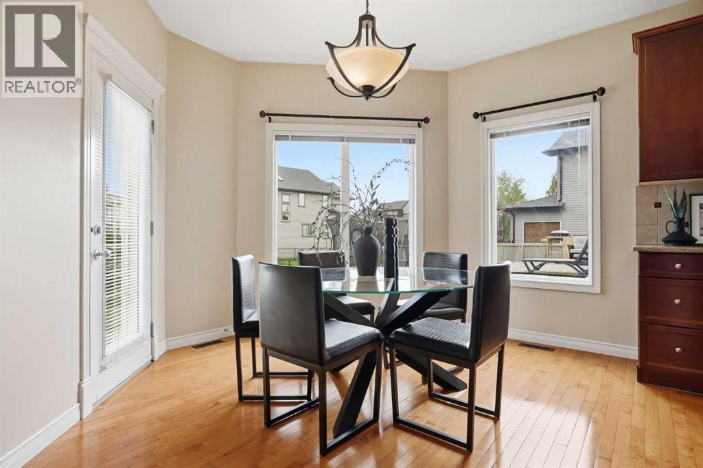18 Drake Landing Crescent — photo 11
