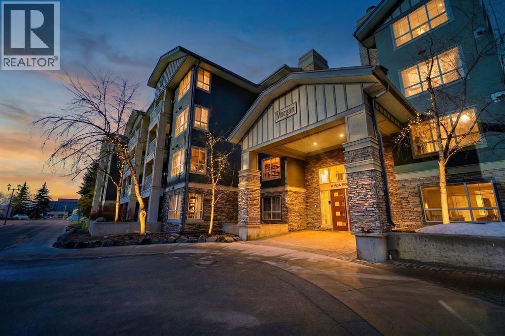 426, 35 Richard Court SW — photo 2