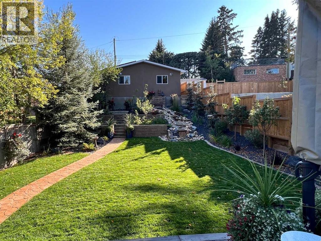 315 45 Avenue SW — photo 38