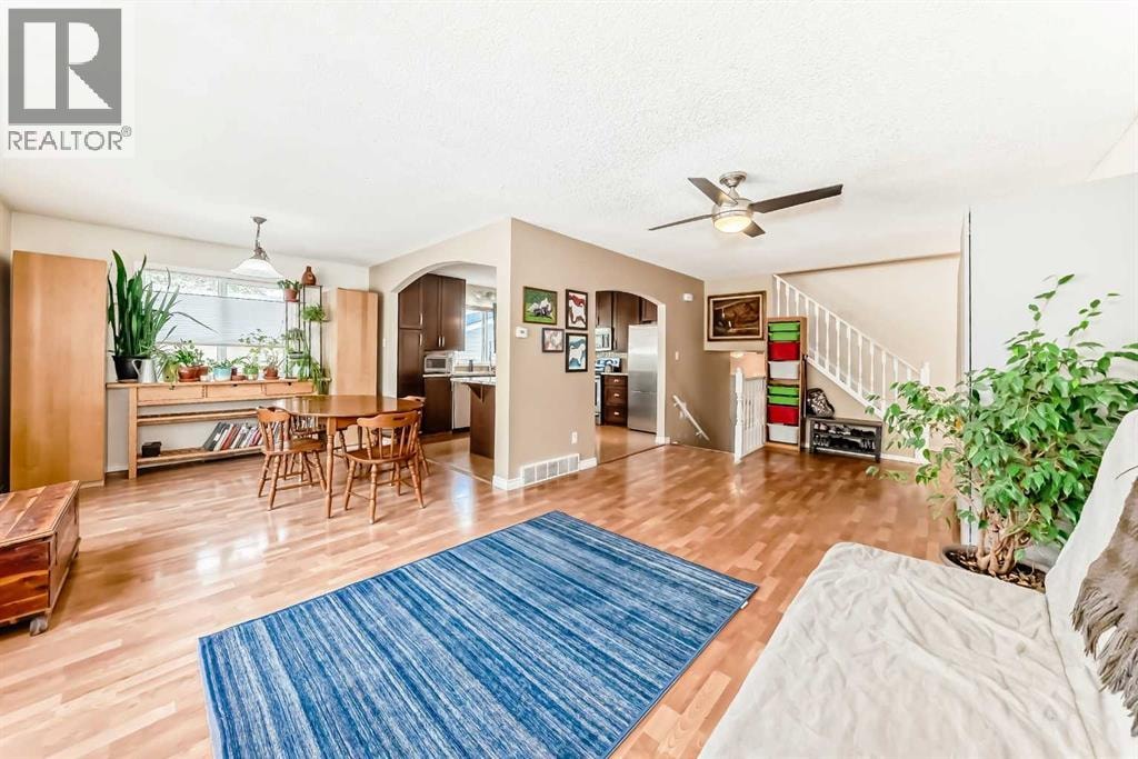 1319 104 Avenue SW — photo 5