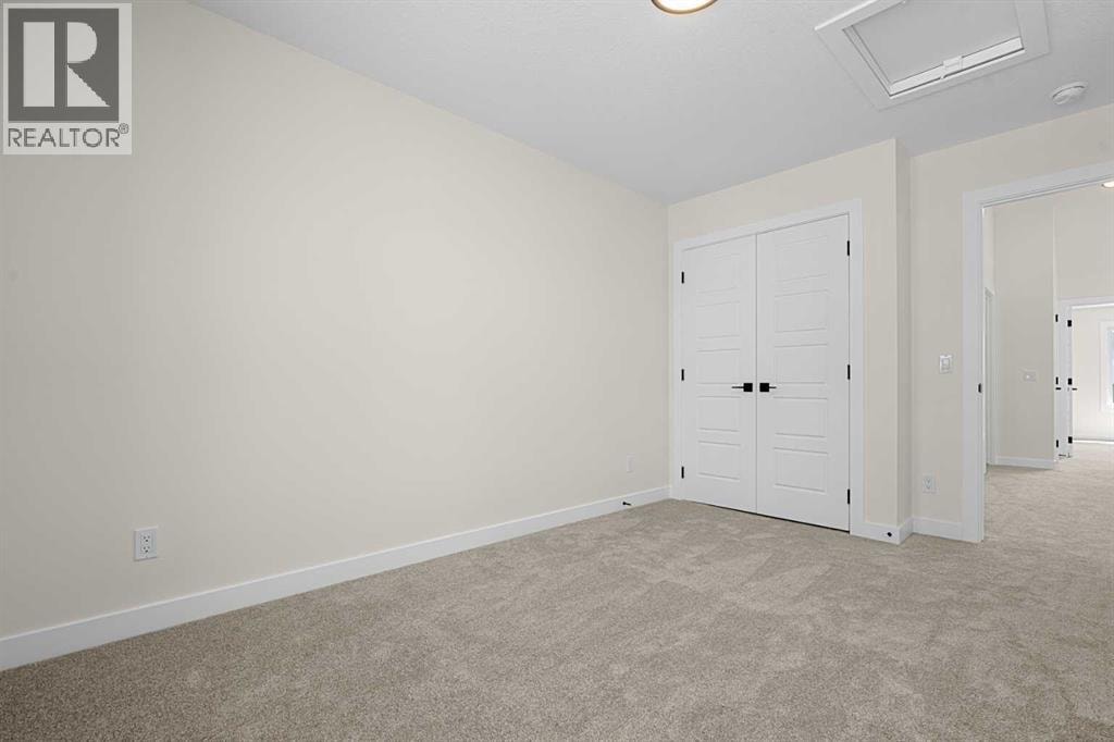 568 Buffaloberry Manor SE — photo 32