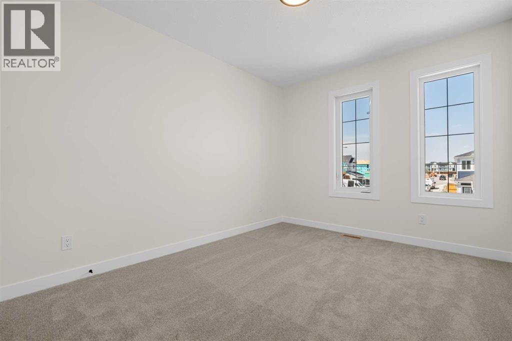 568 Buffaloberry Manor SE — photo 26