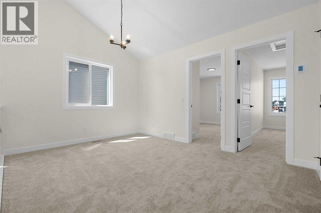 568 Buffaloberry Manor SE — photo 18