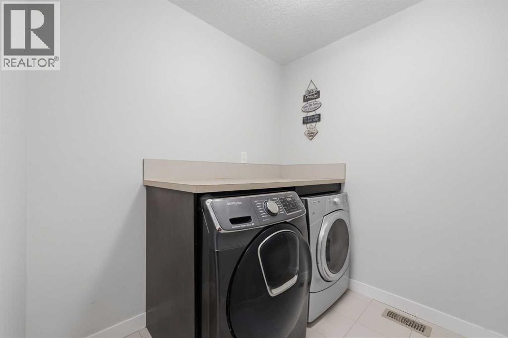 51 Ranchers Crescent — photo 31