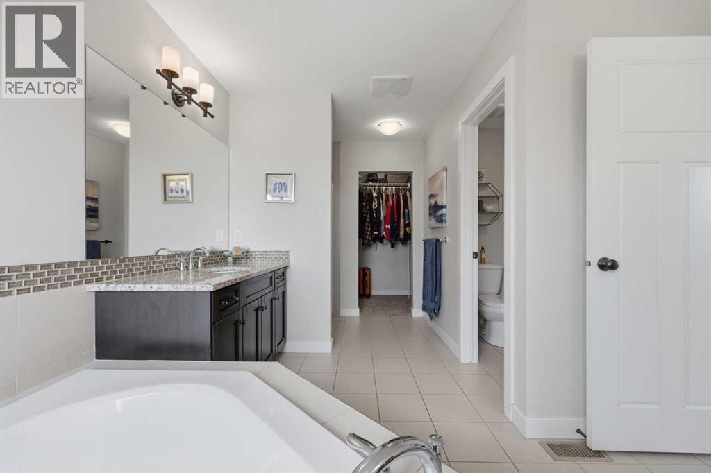 51 Ranchers Crescent — photo 28