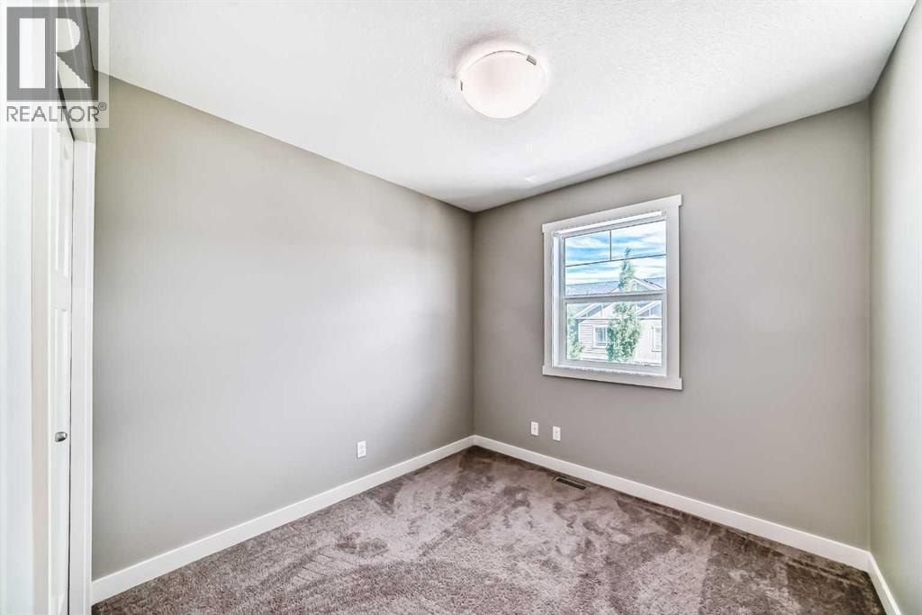201 Evanston Manor NW — photo 37
