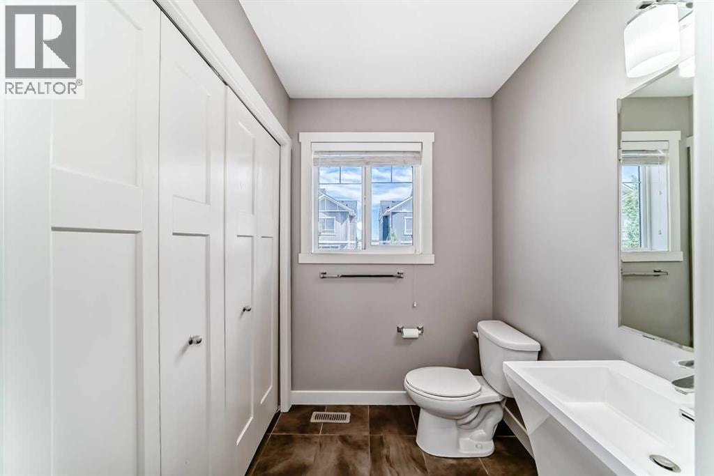 201 Evanston Manor NW — photo 27