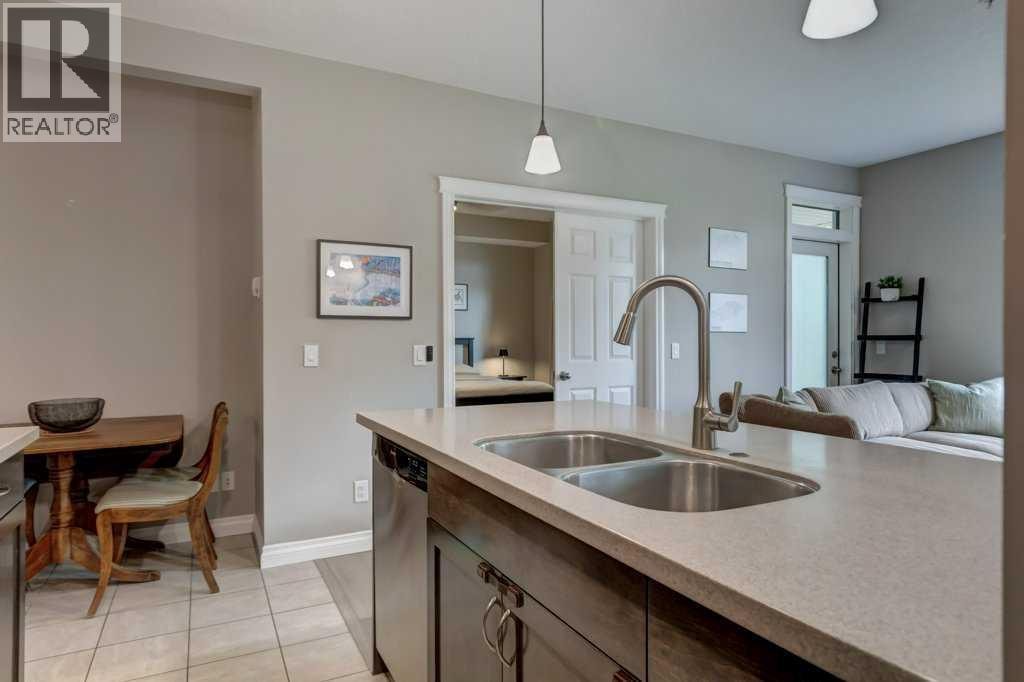 105, 2 Hemlock Crescent SW — photo 11