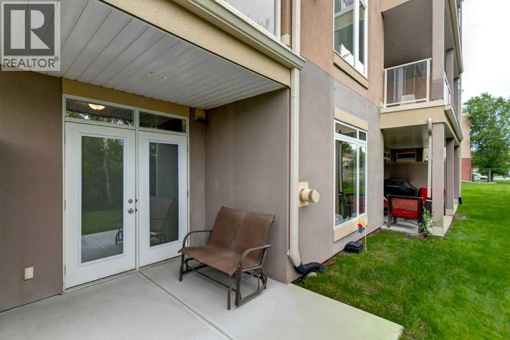 105, 2 Hemlock Crescent SW — photo 27