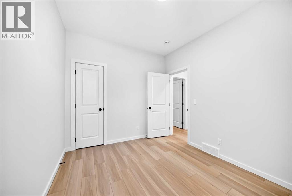 18 Osprey Hill Bay SW — photo 28