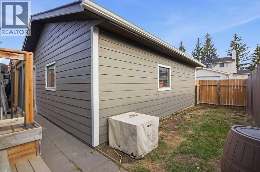 96 Abberfield Crescent NE — photo 37