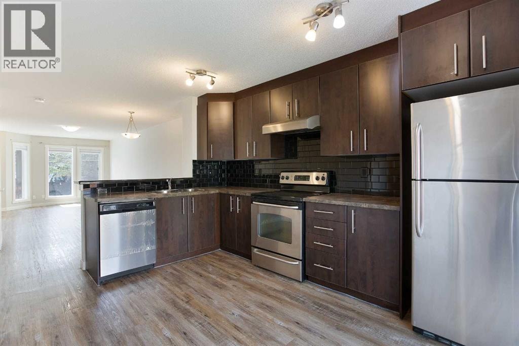 1004, 2445 Kingsland Road SE — photo 12