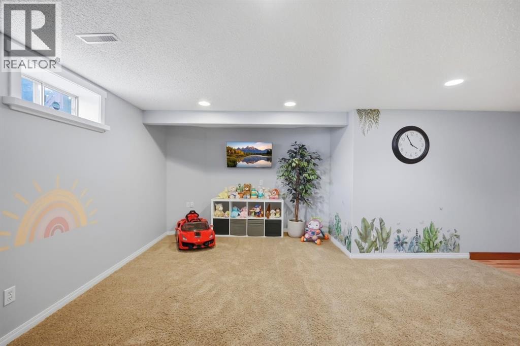 158 Shawbrooke Green SW — photo 36