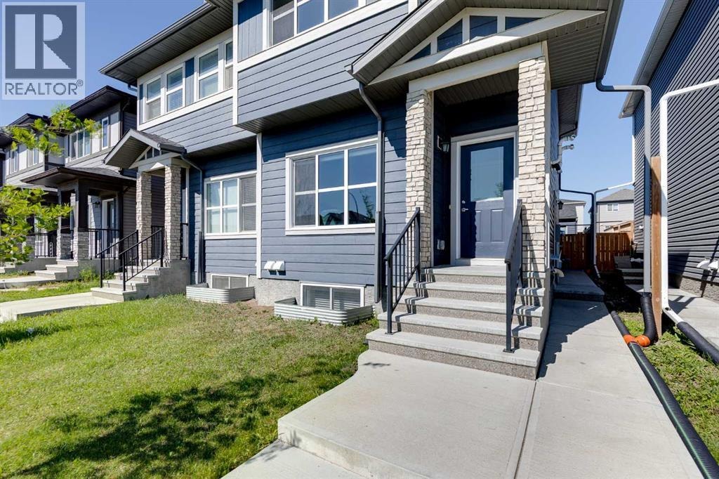 47 Cornerbrook Gate NE — photo 2
