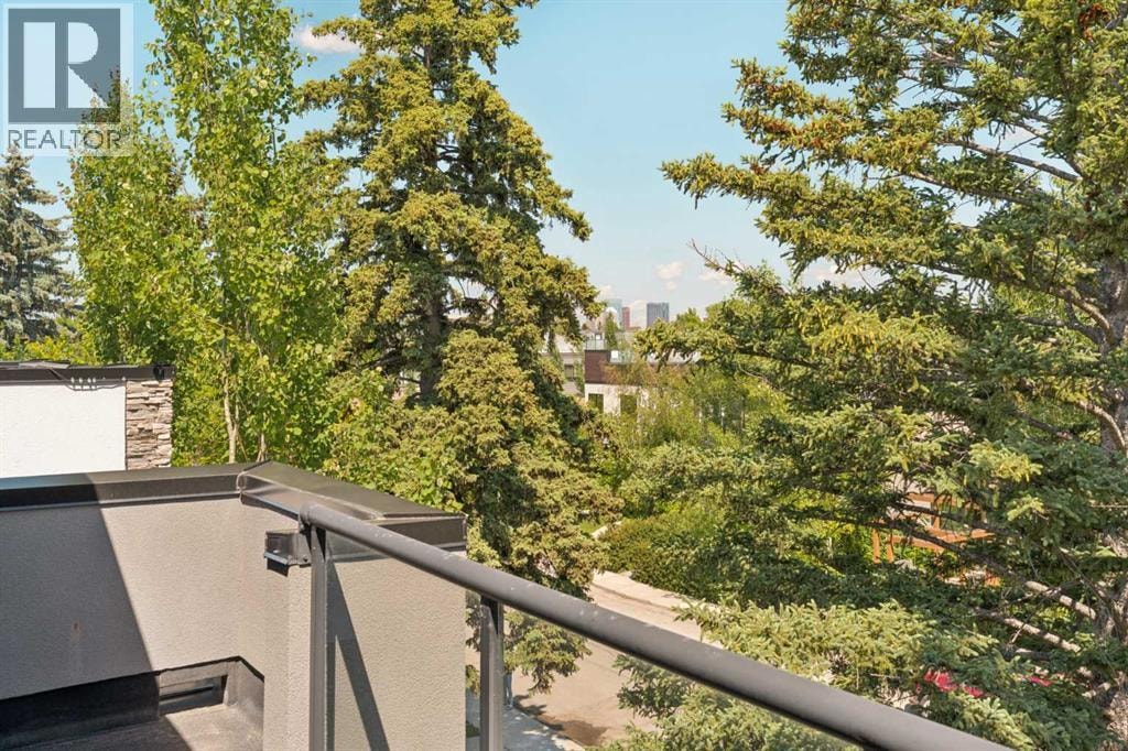 3923 15A Street SW — photo 39