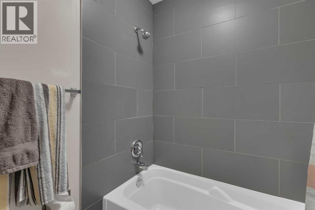 6104 Dalcastle Link — photo 23