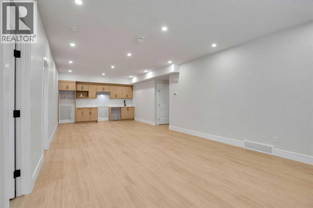 69 Waterford Place — photo 40
