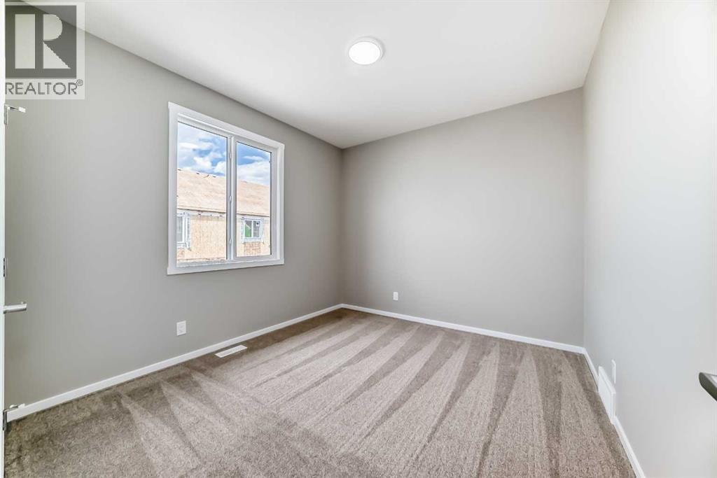 72 Carringwood Rise NW — photo 31