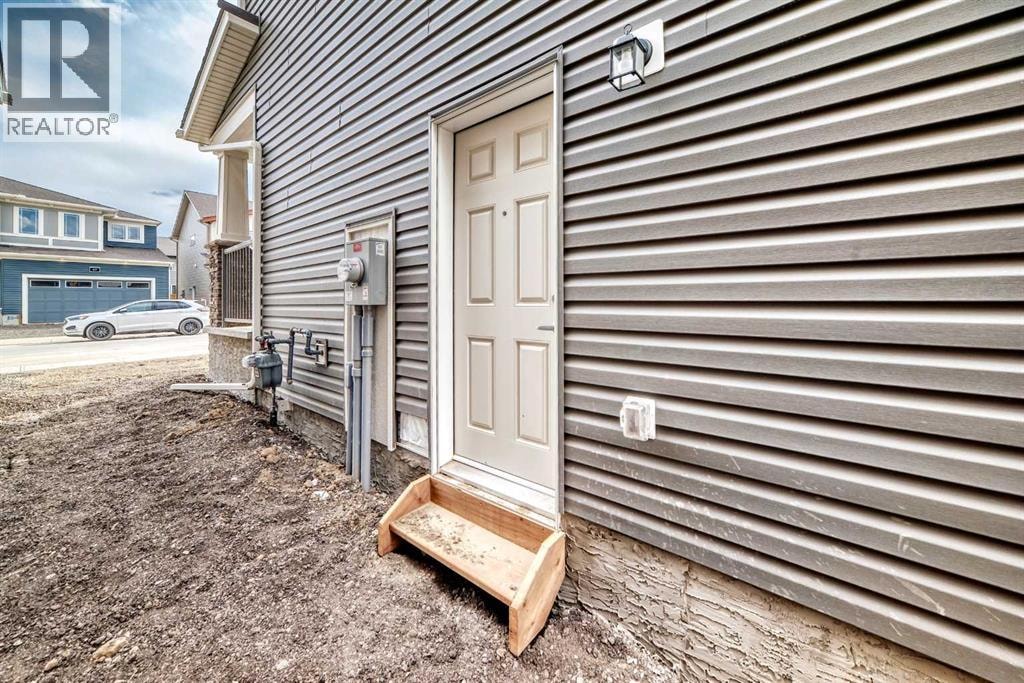 72 Carringwood Rise NW — photo 49