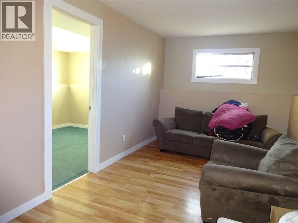 250 Falmere Way NE — photo 11